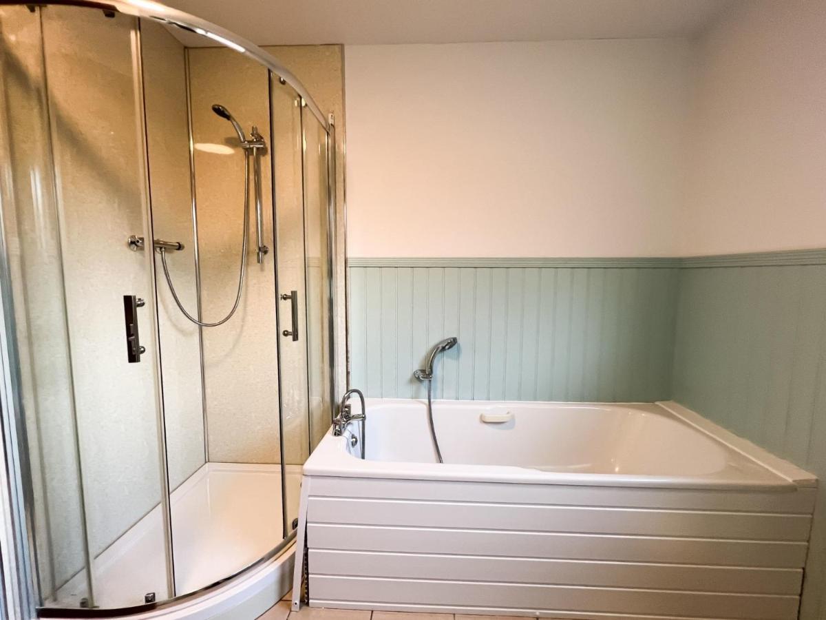 Anniesland Glasgow 1Bd Flat - Free Parking Exteriör bild
