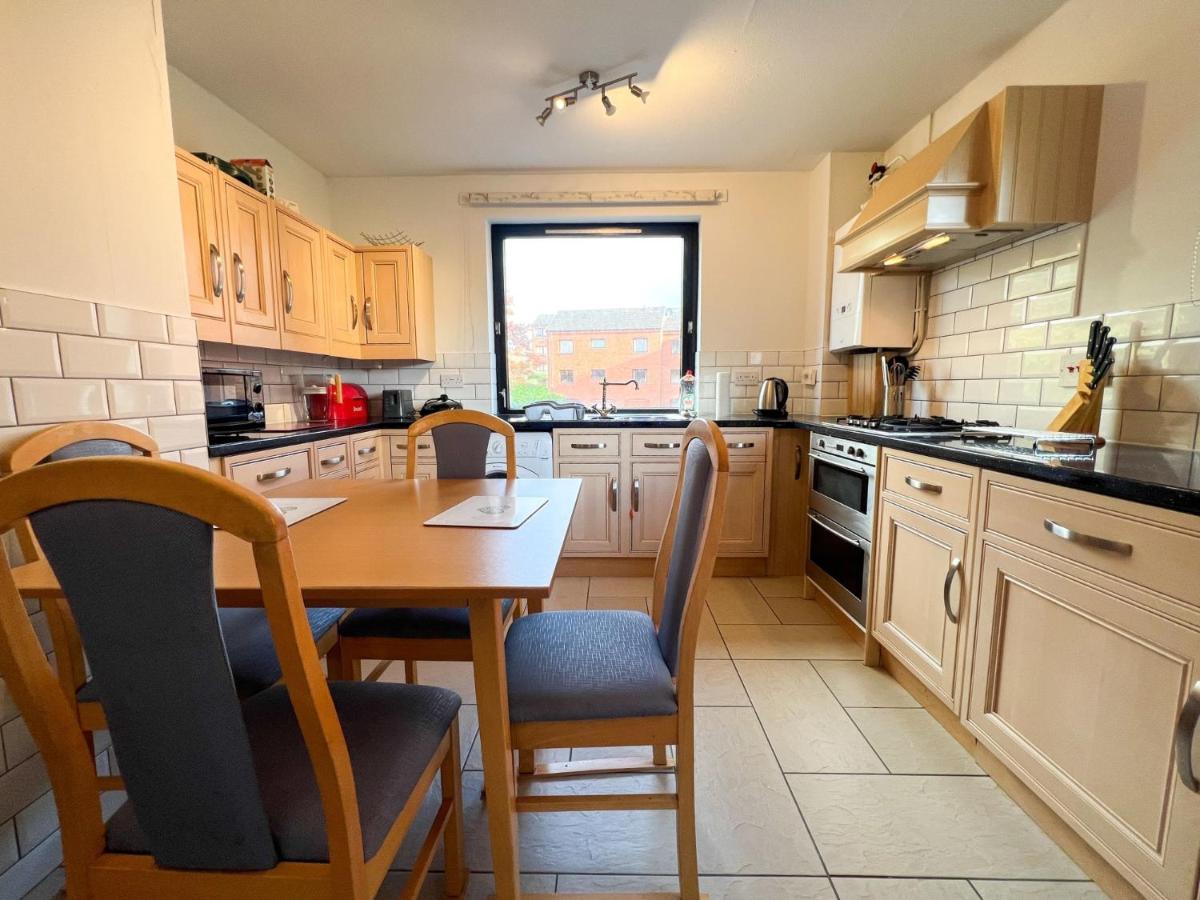 Anniesland Glasgow 1Bd Flat - Free Parking Exteriör bild
